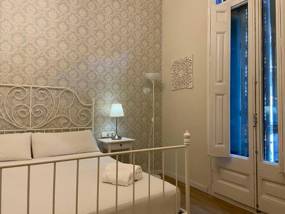 Lumine Luxury Suites By Gaiarooms Barcelona Guest house