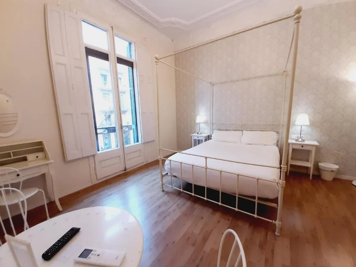Lumine Luxury Suites By Gaiarooms Barcelona
