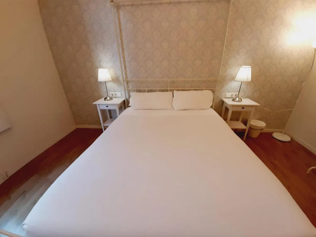 Lumine Luxury Suites By Gaiarooms Barcellona