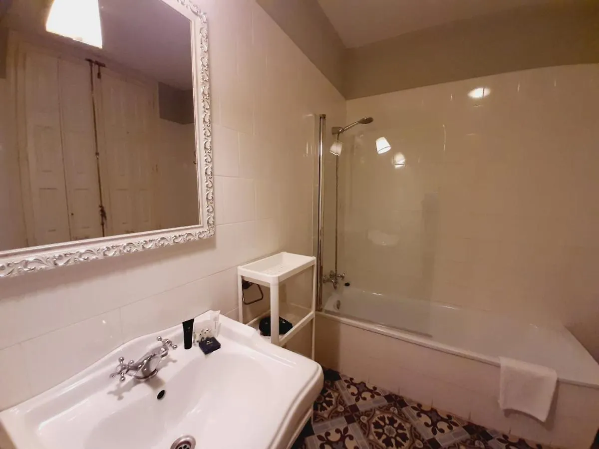 Lumine Luxury Suites By Gaiarooms Barcellona 2*,  Spagna